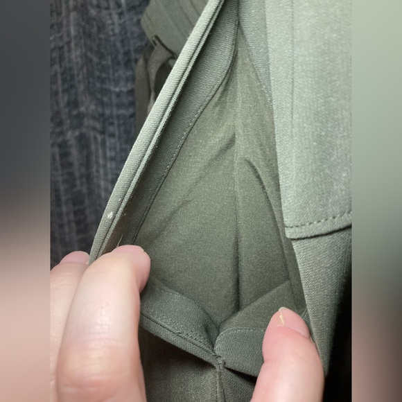 lululemon athletica Dark Green Joggers - Picture 4 of 10